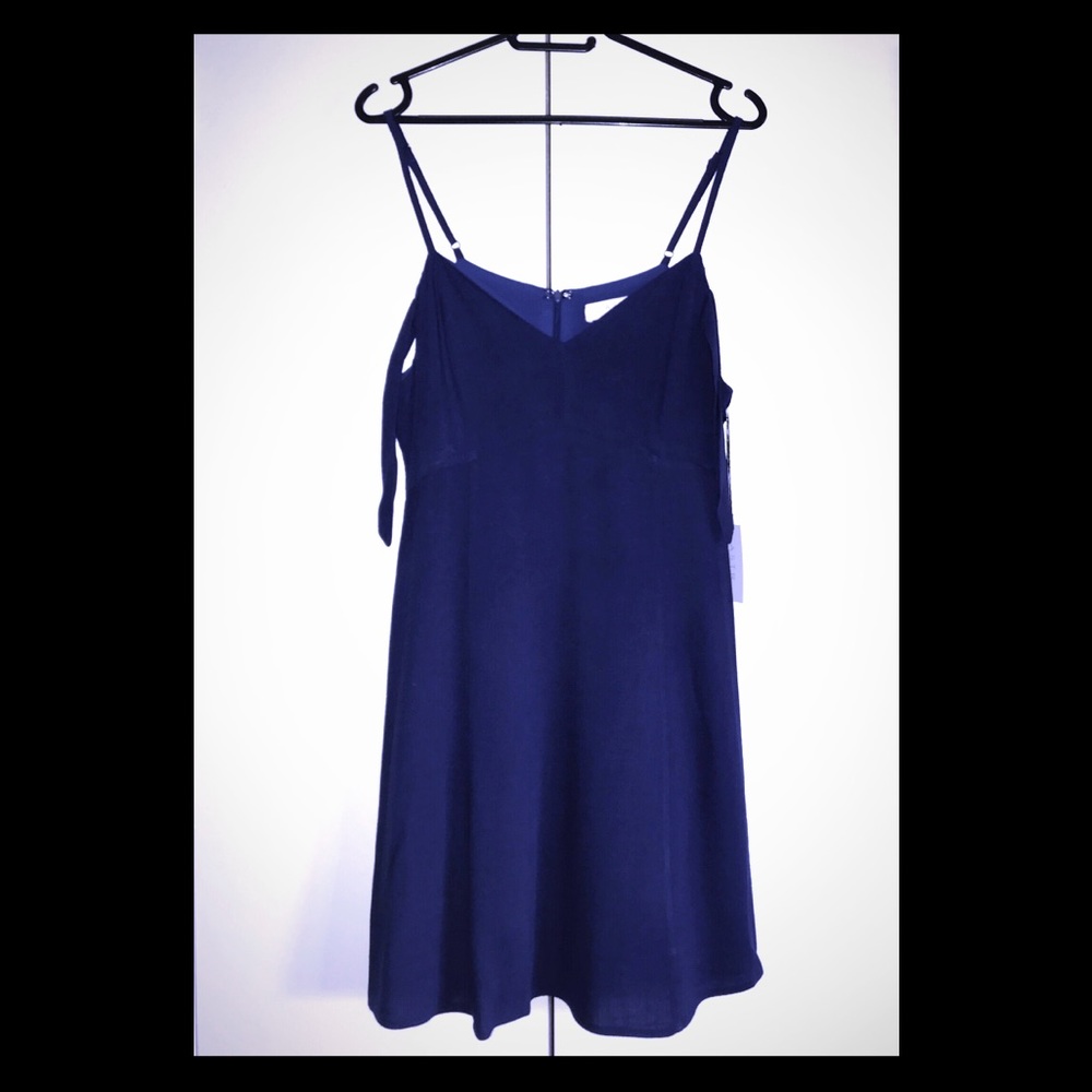 ⭐️4/$25 or 2/$15 NWT ASTR Blue Dress
